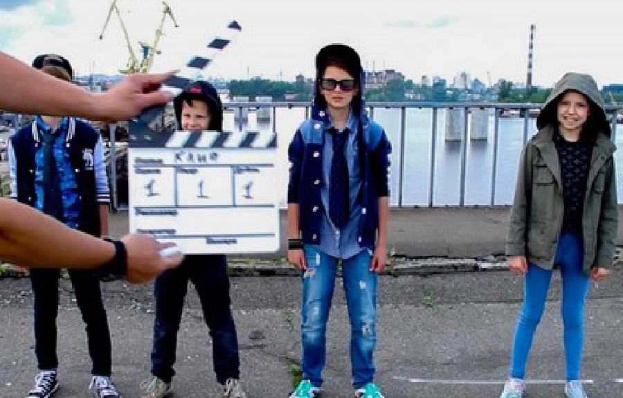 Taller móvil de creación de un videoclip