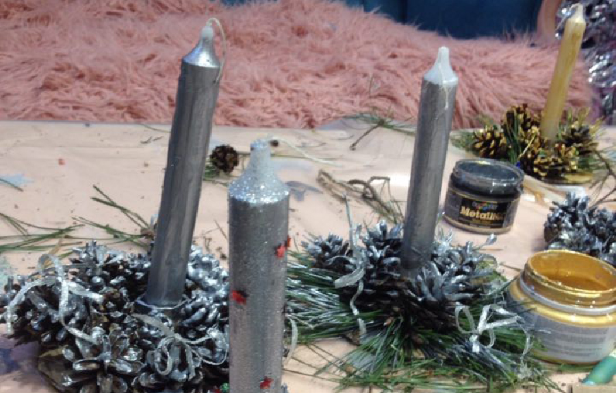 Taller de portavelas navideño